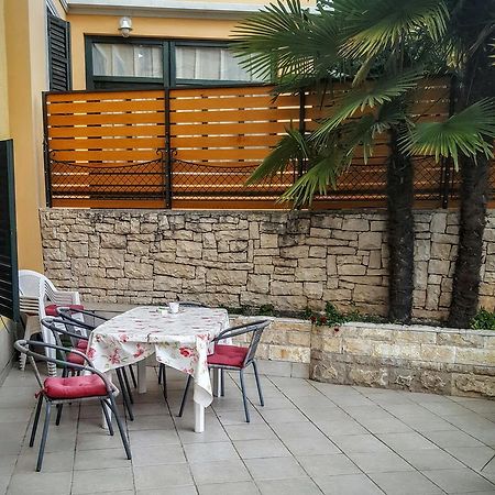 Holiday House Sara Οπατία Εξωτερικό φωτογραφία